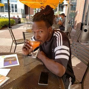 Meet your Posher, Cliff